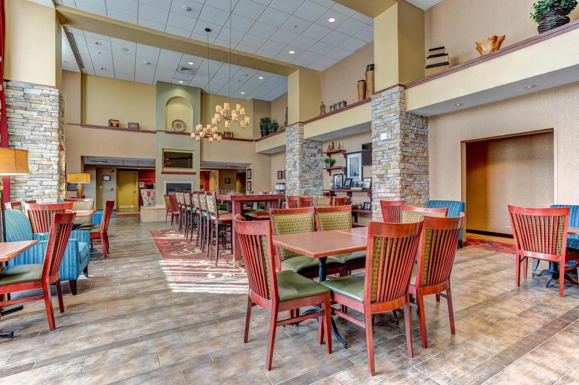 Hampton Inn & Suites Rifle Esterno foto